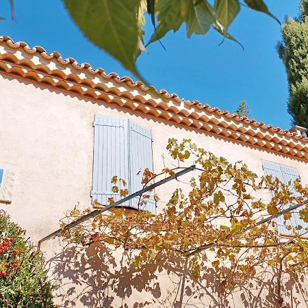 Studio Avec Jardin Entre Aix-En-Provence, Luberon Et Verdon Peyrolles-en-Provence Exterior photo